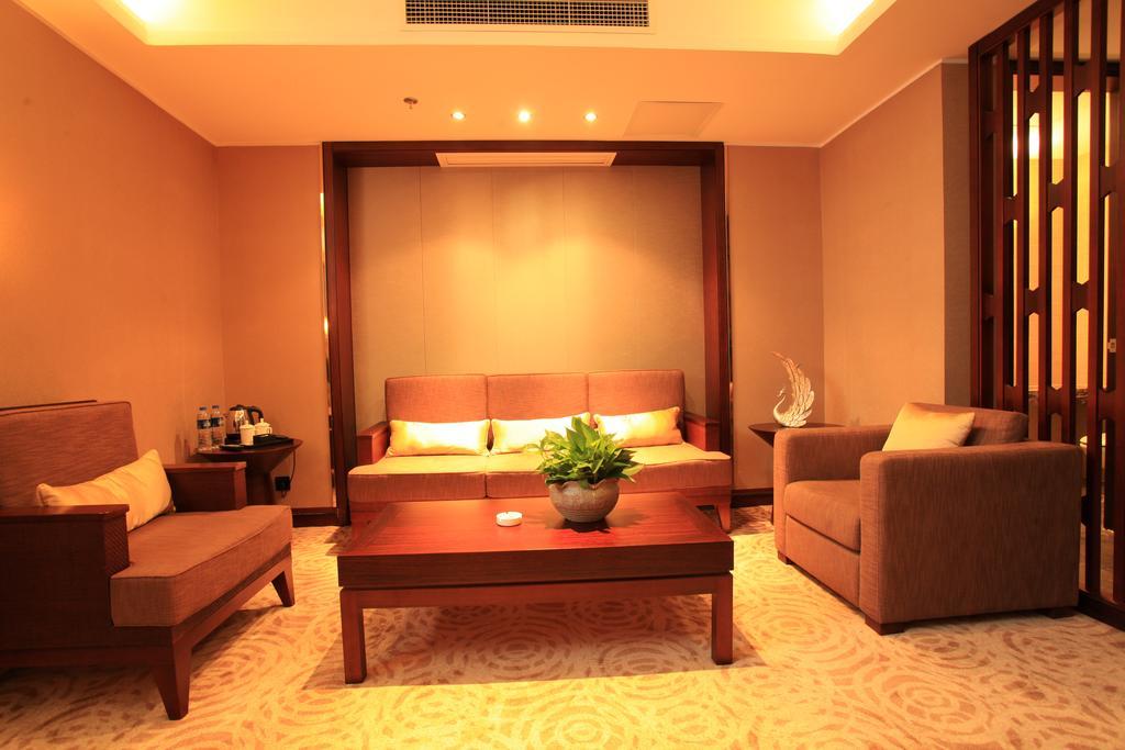 Wuxi America'S Best Jinting International Hotel Exteriör bild